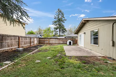 317 Highland Drive, Medford, OR 97504 - Photo 22