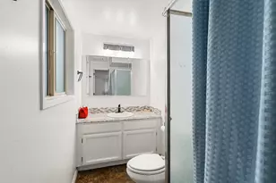 317 Highland Dr, Medford, OR 97504 - Photo 16