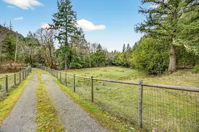 2727 Murphy Creek Road, Grants Pass, OR 97527 - Photo 4