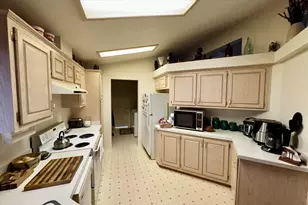 126 NW Wrightwood Cir, Grants Pass, OR 97526 - Photo 8