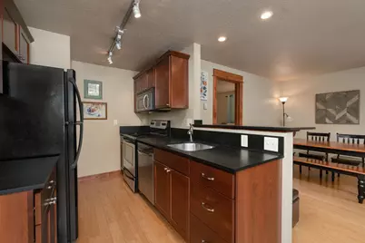 1010 NW Roanoke Avenue #APT 9, Bend, OR 97703 - Photo 6