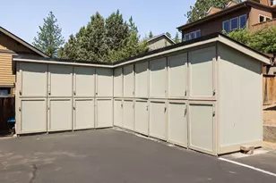 1010 NW Roanoke Ave, Bend, OR 97703 - Photo 16