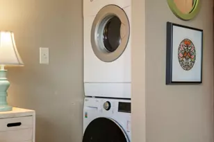 1010 NW Roanoke Ave, Bend, OR 97703 - Photo 12