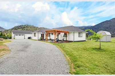 2315 NE Foothill Boulevard, Grants Pass, OR 97526 - Photo 4