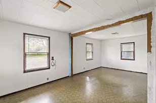 2373 Pioneer Rd, Talent, OR 97540 - Photo 12