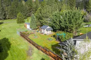 5460 Hwy 238, Jacksonville, OR 97530 - Photo 38