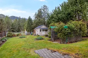 5460 Hwy 238, Jacksonville, OR 97530 - Photo 28