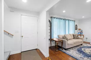 5460 Hwy 238, Jacksonville, OR 97530 - Photo 6