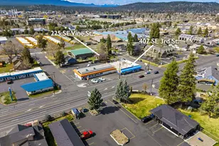 225 SE Vine Ln, Bend, OR 97702 - Photo 4