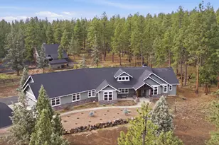 16055 Foothill Ln, Sisters, OR 97759 - Photo 2