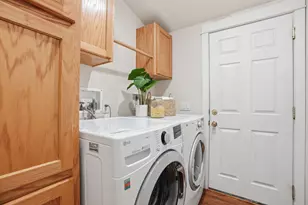 1045 W Collier Glacier Dr, Sisters, OR 97759 - Photo 22