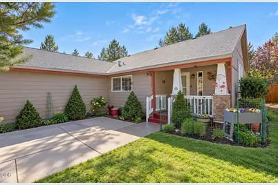 1045 W Collier Glacier Drive, Sisters, OR 97759 - Photo 32
