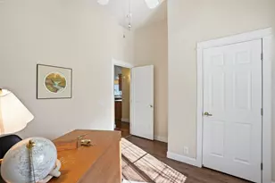 1045 W Collier Glacier Dr, Sisters, OR 97759 - Photo 18