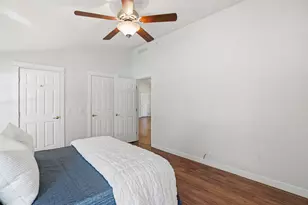 1045 W Collier Glacier Dr, Sisters, OR 97759 - Photo 12