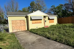 714 Broad St, Medford, OR 97501 - Photo 1