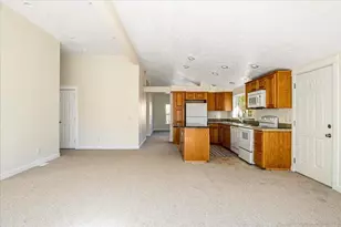 1009 W Yapoah Crater Dr, Sisters, OR 97759 - Photo 12