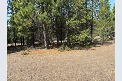 124249 Little Deschutes Drive, Crescent Lake, OR 97733 - Photo 22