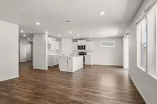 2613 Meadows Ln, Medford, OR 97501 - Photo 6