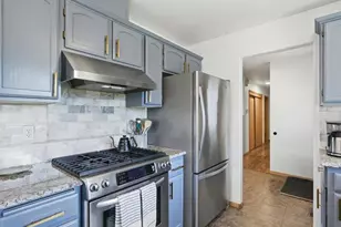 20784 Arago Cir, Bend, OR 97703 - Photo 6