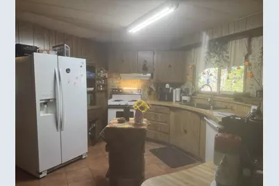 6009 Harris Road, Central Point, OR 97502 - Photo 6
