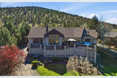 631 Sundance Ridge Court, Redmond, OR 97756 - Photo 2