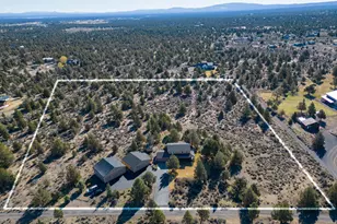 60965 Ward Rd, Bend, OR 97702 - Photo 2