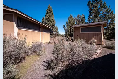 60965 Ward Road, Bend, OR 97702 - Photo 32