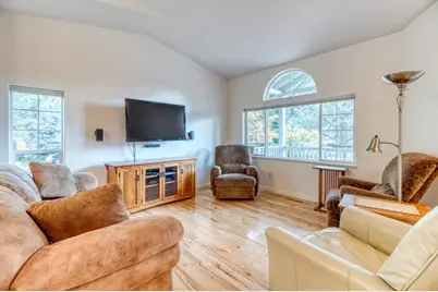 3271 NW Melville Drive, Bend, OR 97709 - Photo 6