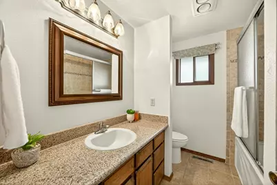 656 N Modoc Avenue, Medford, OR 97504 - Photo 18