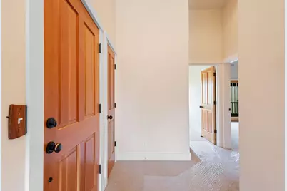 566 W Jefferson Avenue, Sisters, OR 97759 - Photo 12