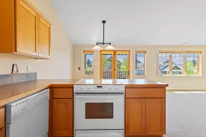 566 W Jefferson Avenue, Sisters, OR 97759 - Photo 10