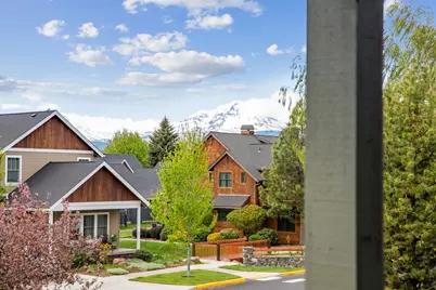 566 W Jefferson Avenue, Sisters, OR 97759 - Photo 8