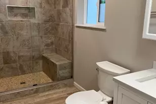1868 Ivory St, Klamath Falls, OR 97603 - Photo 2