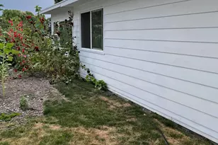 1868 Ivory St, Klamath Falls, OR 97603 - Photo 6