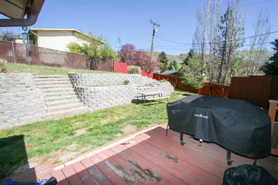 1803 N Eldorado Avenue, Klamath Falls, OR 97601 - Photo 18