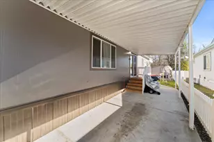 3555 S Pacific Hwy, Medford, OR 97501 - Photo 20