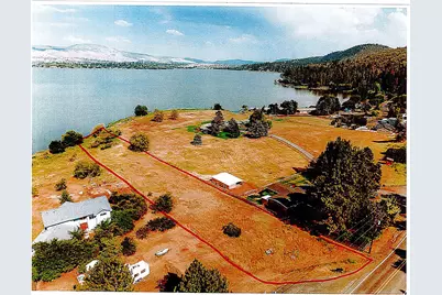 2546 Lakeshore Drive, Klamath Falls, OR 97601 - Photo 2