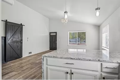 51305 Mitts Way, La Pine, OR 97739 - Photo 14