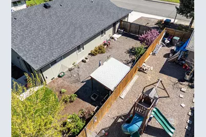 2271 Smokethorn Way, Medford, OR 97504 - Photo 30