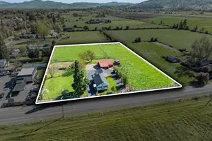 2653 Scenic Ave, Central Point, OR 97502 - Photo 38