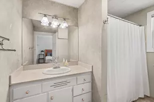 2653 Scenic Ave, Central Point, OR 97502 - Photo 12