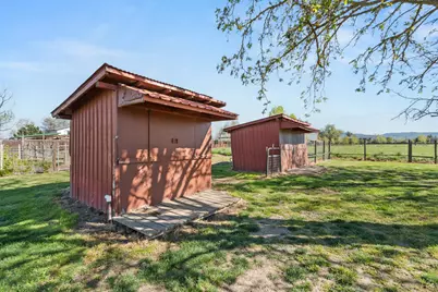 2653 Scenic Avenue, Central Point, OR 97502 - Photo 20