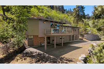 1215 Lakeshore Drive, Klamath Falls, OR 97601 - Photo 2