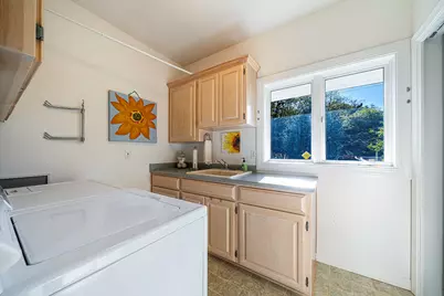 290 Harvard Place, Medford, OR 97504 - Photo 24