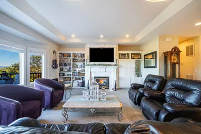 290 Harvard Place, Medford, OR 97504 - Photo 12