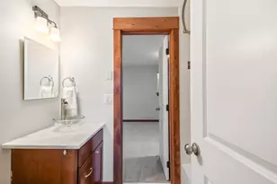 1030 NW Roanoke Ave, Bend, OR 97703 - Photo 12