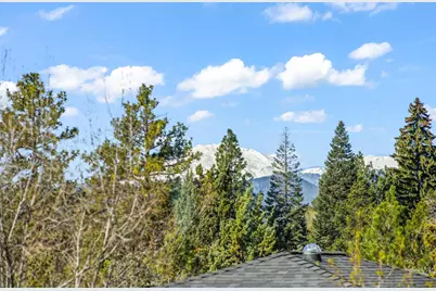 1030 NW Roanoke Avenue #APT 14, Bend, OR 97703 - Photo 8