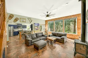 221 Hidden Valley Ln, Rogue River, OR 97537 - Photo 20