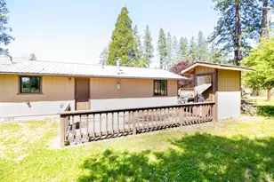 25066 Redwood Hwy, Kerby, OR 97531 - Photo 30