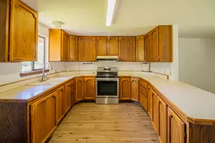 25066 Redwood Hwy, Kerby, OR 97531 - Photo 12